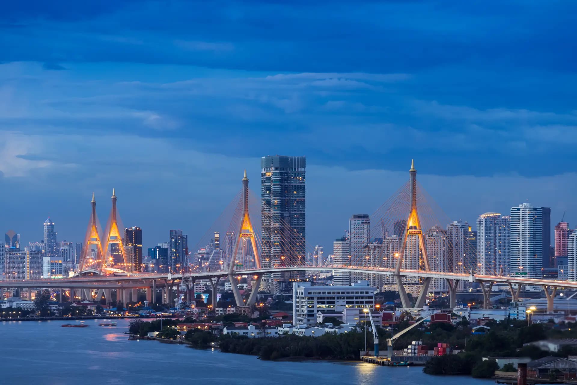 ภาพสไลด์ 1